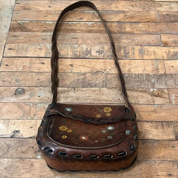 Vintage Shoulder Bag 8.5in Hand Tooled Braided Leather W/ Hand Painted Flowers - Picture 3 of 15